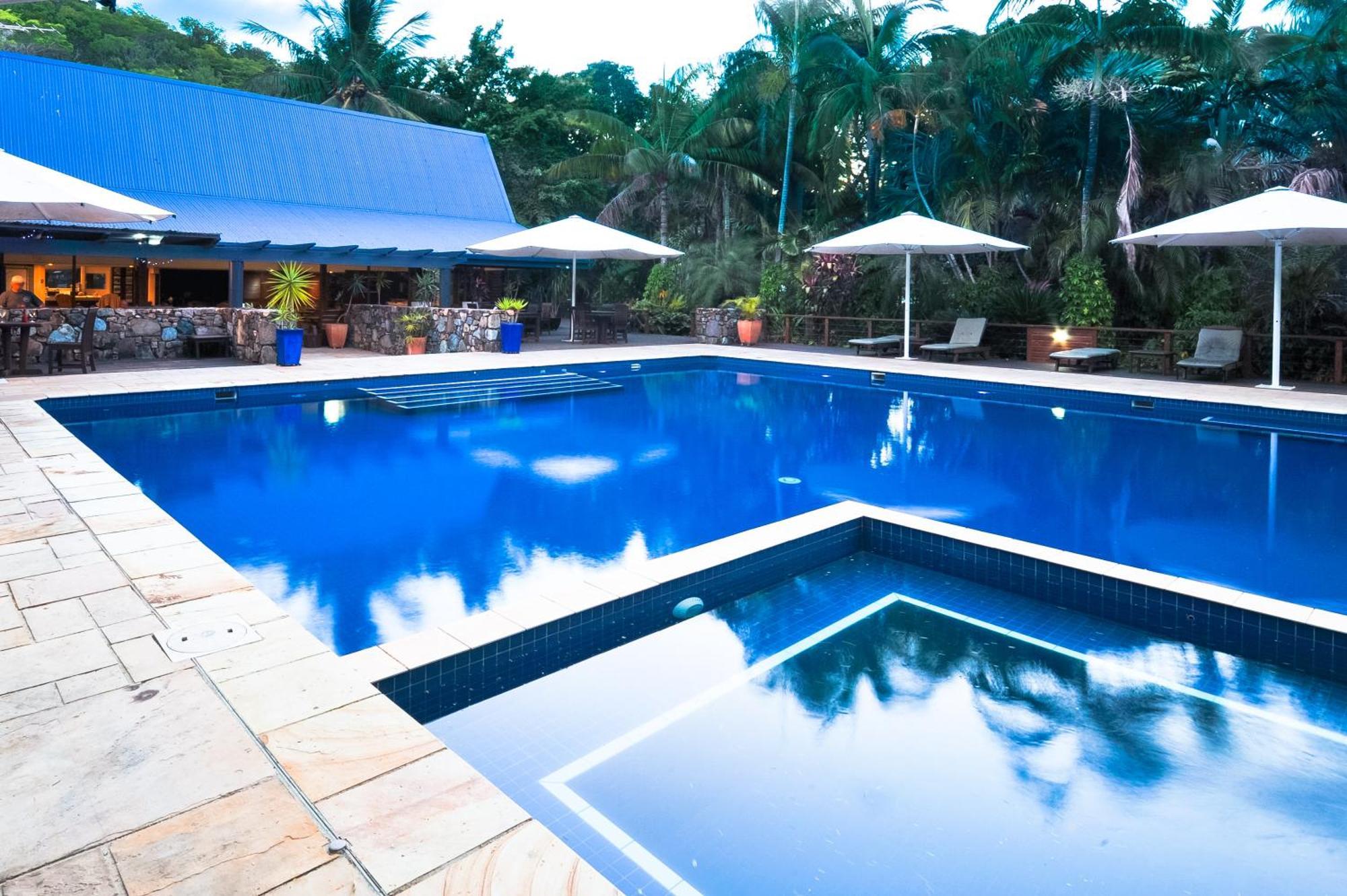 לונג איילנד Palm Bay Resort מראה חיצוני תמונה